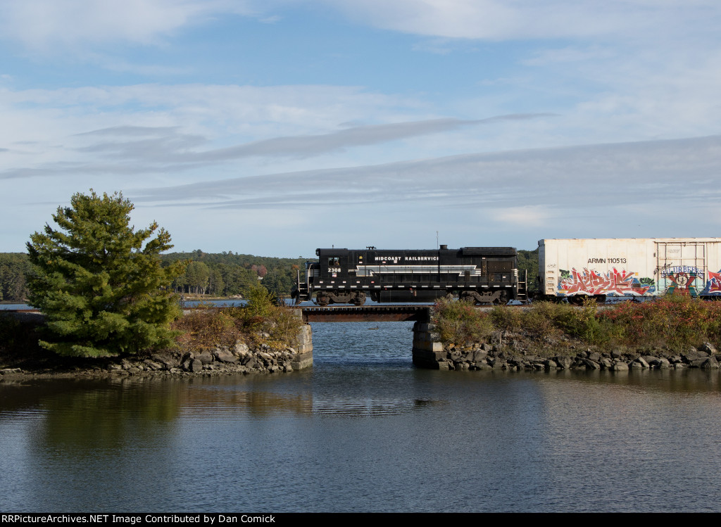 FGLK 2308 Leads RB-2 at Damariscotta Mills